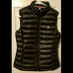 Ariat black vest
